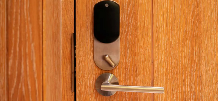 Automatic Locking Door Knob Santa Fe Springs
